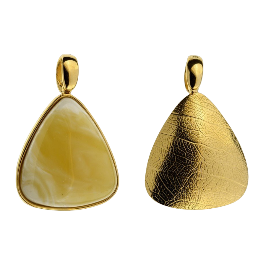 of a fat content, by weight, exceeding 13%